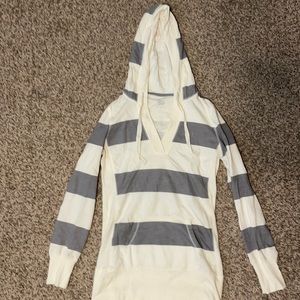 Long sleeve striped sweater